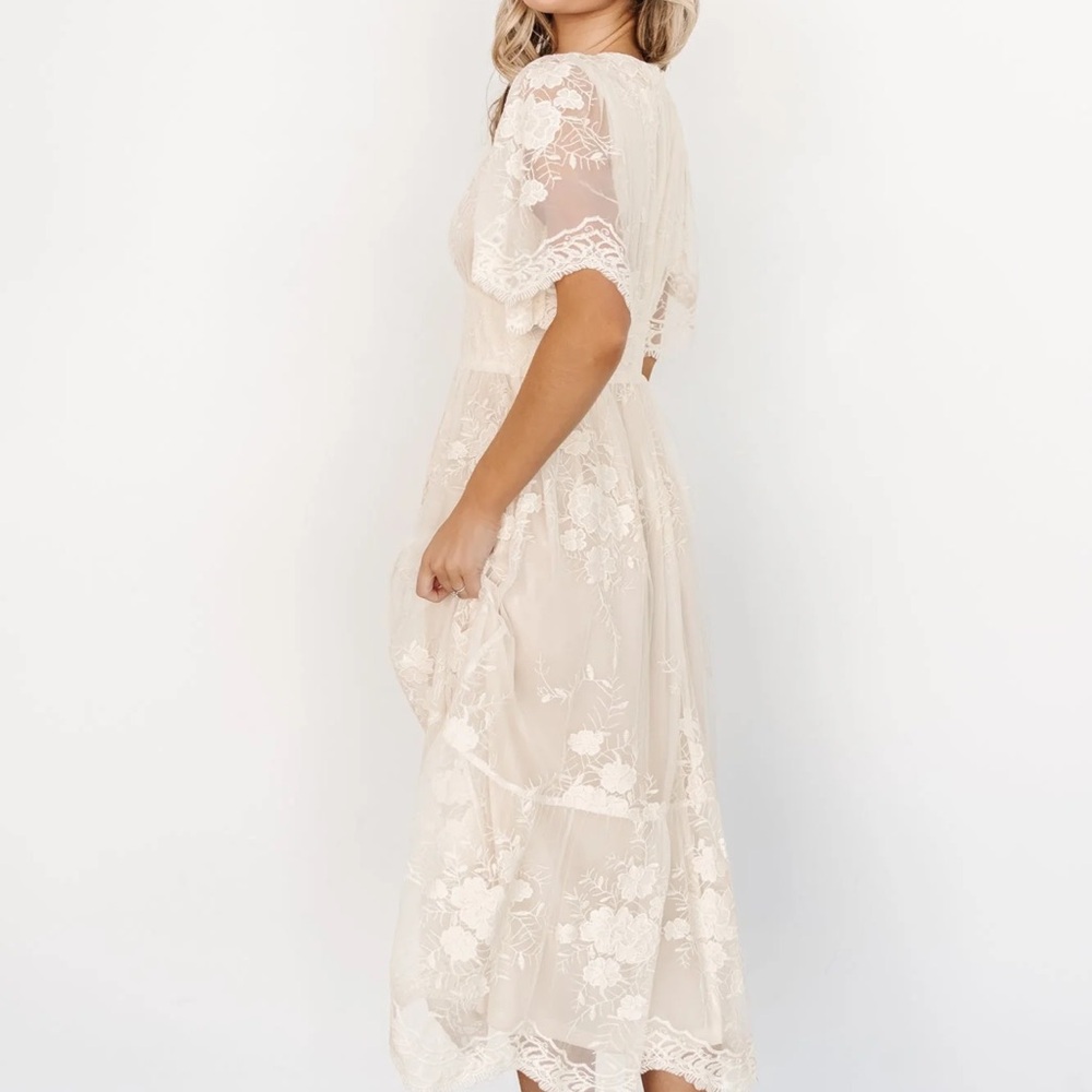Baltic Born Floral Lace Midi Dress in Cream